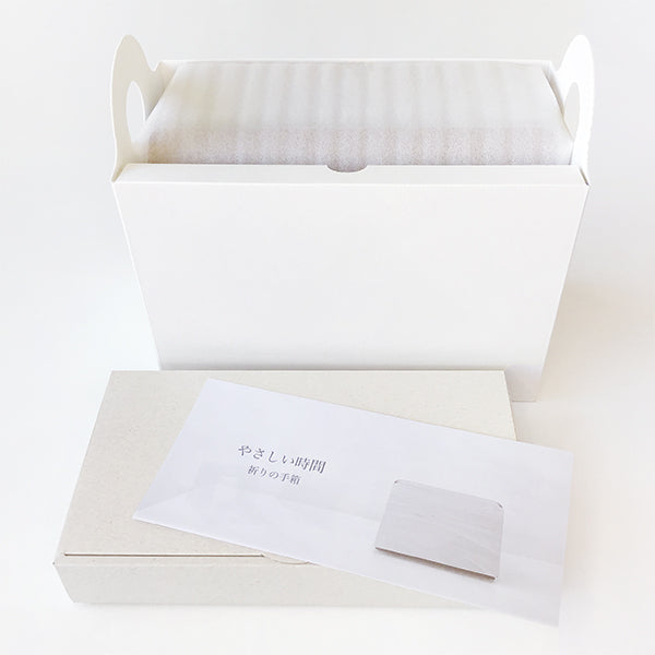 商品は丁寧に梱包してお届けいたします。説明書も付属しています。: