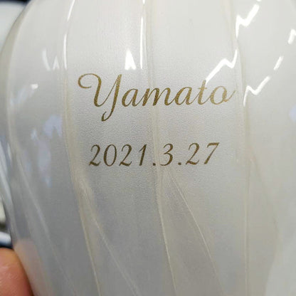 大切なお名前を入れることができます。(筆記体・文字色:アンティークゴールド):