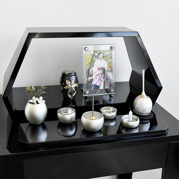 五具足|仏具5点セット|ミニミニ仏具・銀(花立・火立・香炉・茶湯器・仏飯器)(日本製)