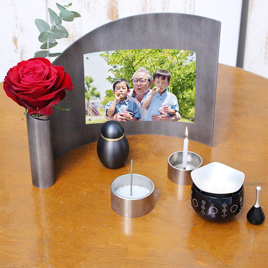 ミニ仏壇セット|アリーナ・アッシュグレー|セットプラン1(仏具・シンプルクラシック・リンセンス柄)