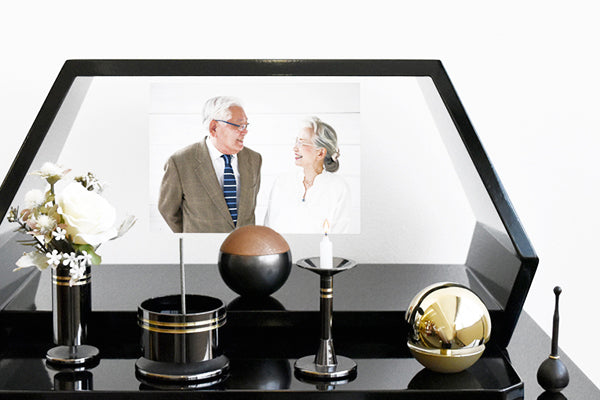 大切なあの人を身近に感じられるミニ仏壇セット