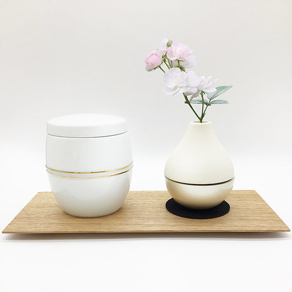 ミニ骨壷|有田焼・白磁金彩(陶器製)（日本製）