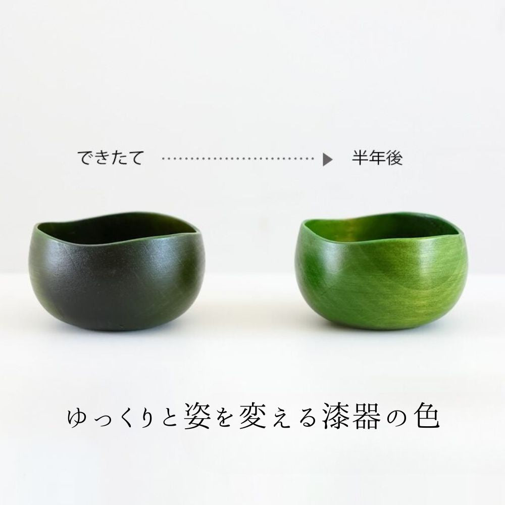 できたてから半年後の漆器の経年変化のイメージ。こちらの商品は、経年変化で色鮮やかに変わっていきます。