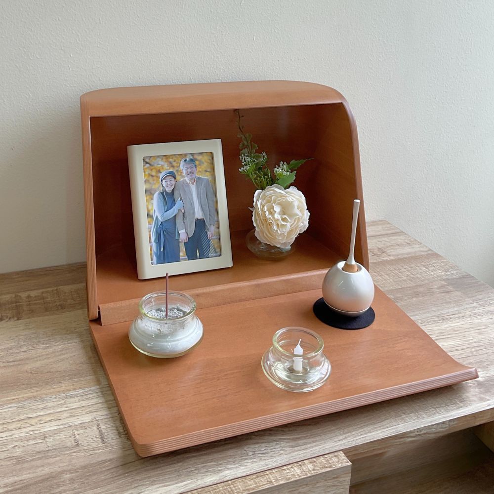 ミニ仏壇セット|やさしい時間・祈りの手箱|ブラウン (チェリンセット)・ブーケ付（日本製）